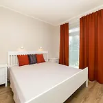 New 4 - Self Check In, Free Parking * Братислава