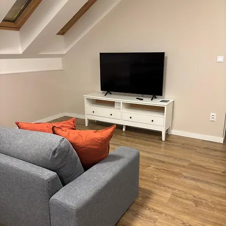 Apartament New 4 - Self Check In, Free Parking Bratislava