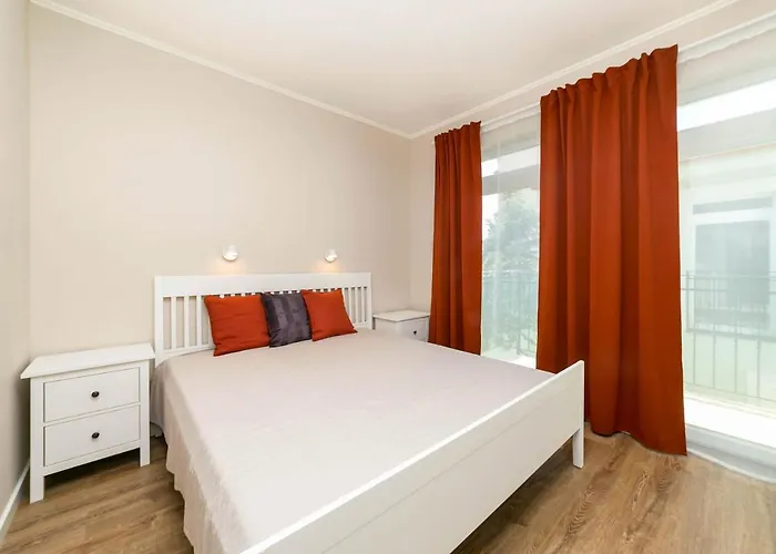 New 4 - Self Check In, Free Parking * 브라티슬라바