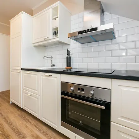 Appartement New 4 - Self Check In, Free Parking *